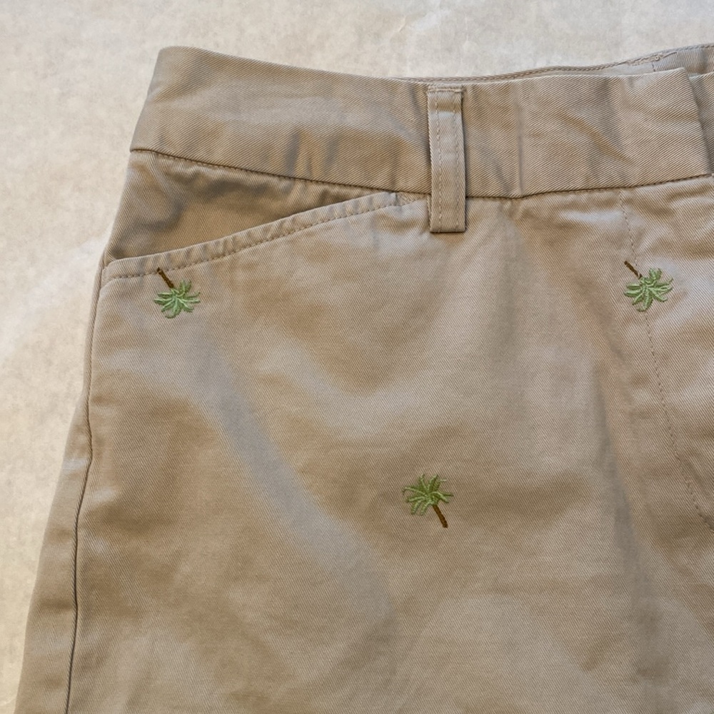 Khaki shorts - Picture 3 of 6